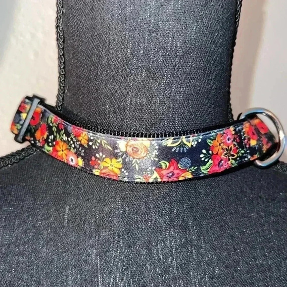 Other - Dog Collar Orange Pink Floral Black Extra Large Heavy Duty Quick Release Collar